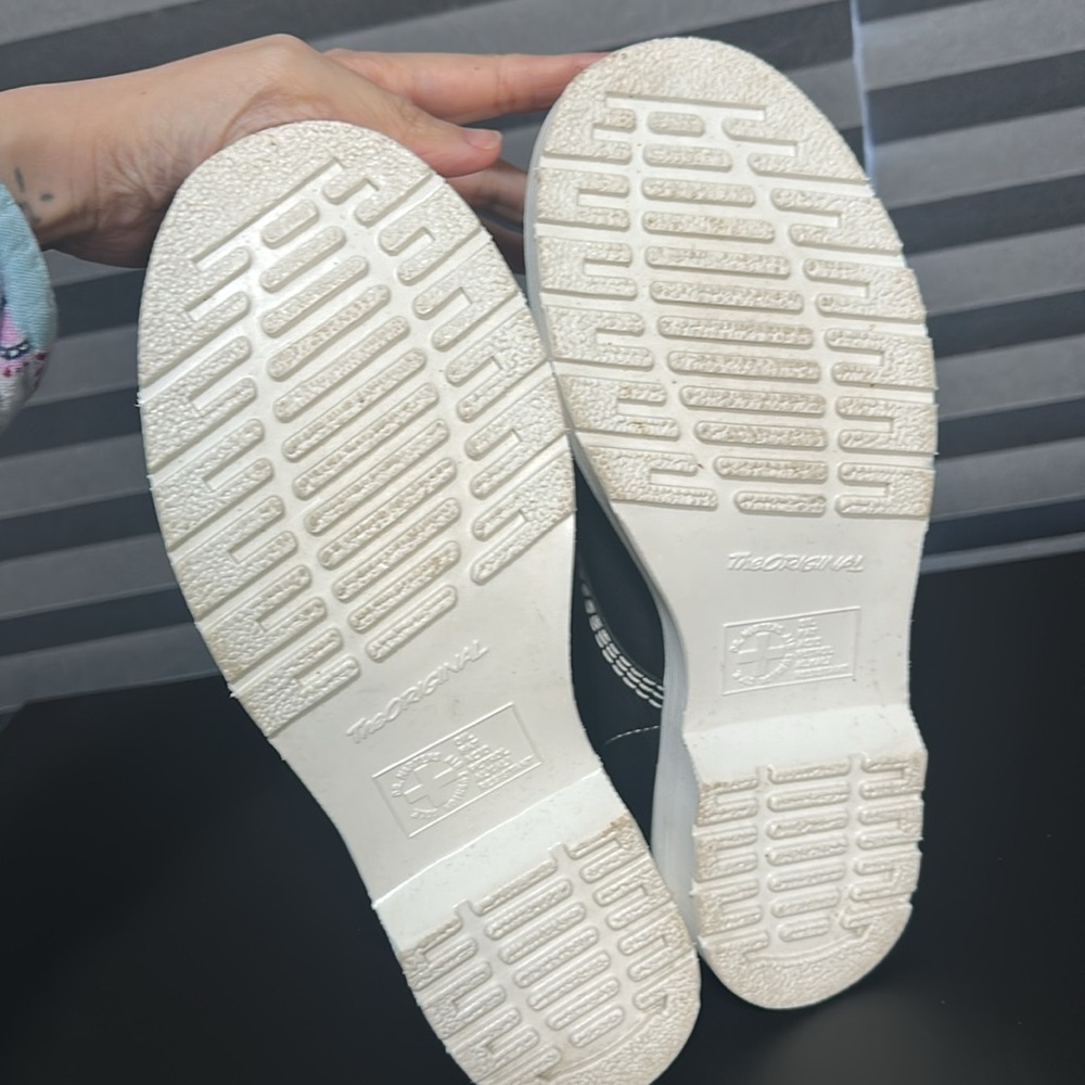 DR MARTENS 1460 PASCAL BW BOOTS - Picture 15 of 16